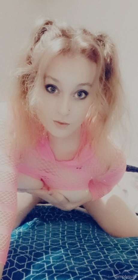 simplysuze art star pic