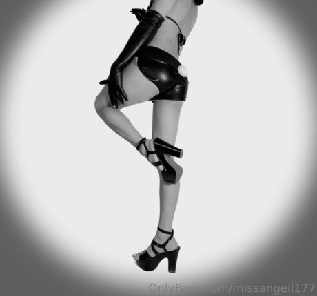 missangell177 erotic actress pic