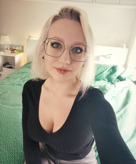 Methvespertine star nudes img