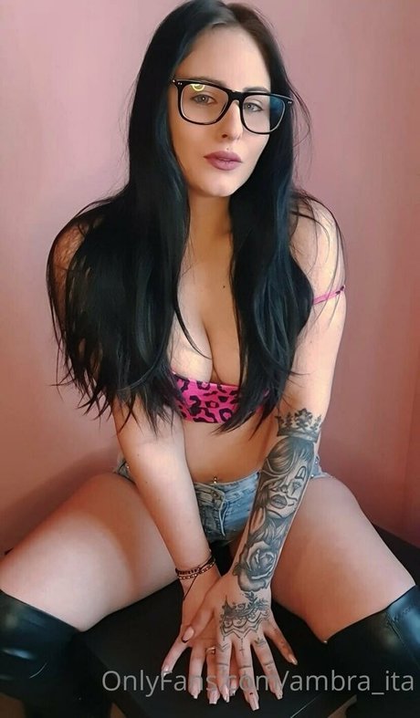 ambra ita00 art model photos