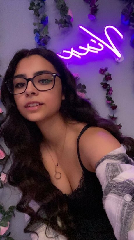 Justcallme Vixx best actress pictures