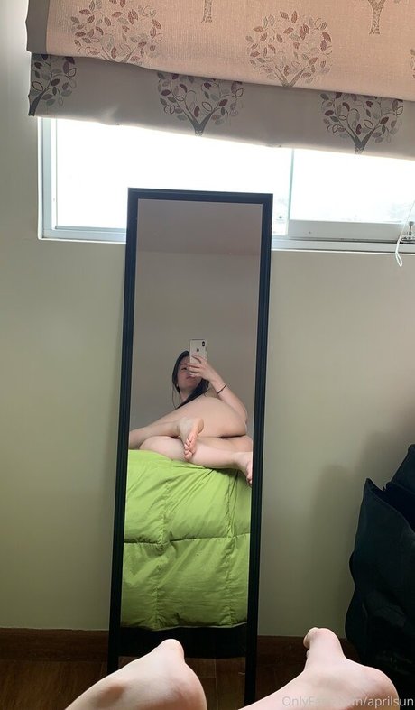 aprilsun model sexy images