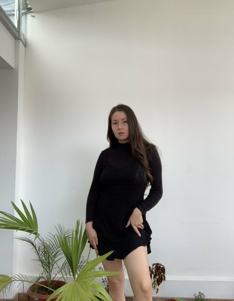 aprilsun star hot galleries