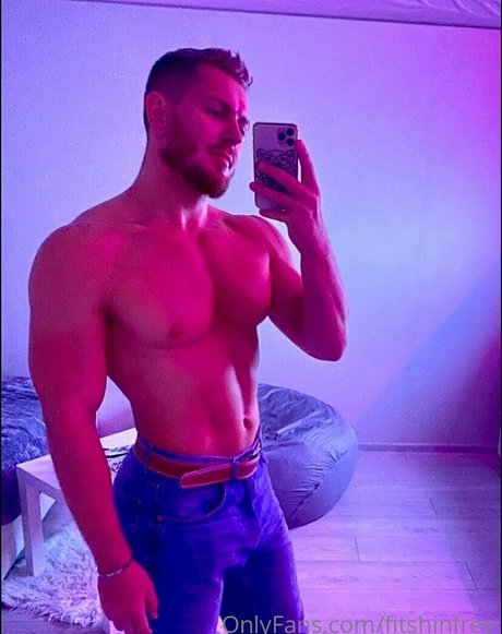 fitshinfree star exclusive image