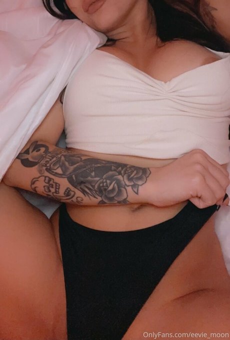 eevie moon pornstar nice pics