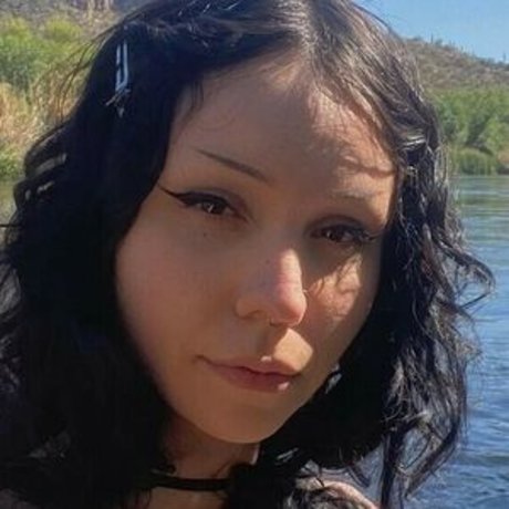 aliciaaadani porn model image