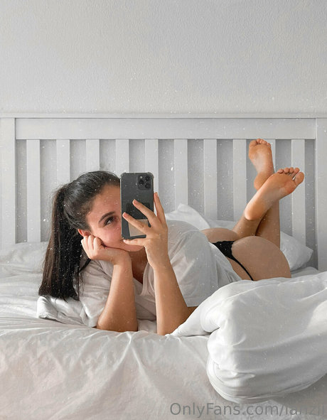 lanzii model adult pic