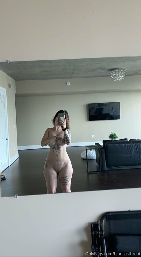 biancasthroat model erotic galleries