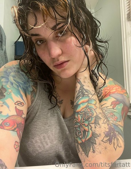 titsfortatt model sexy photos