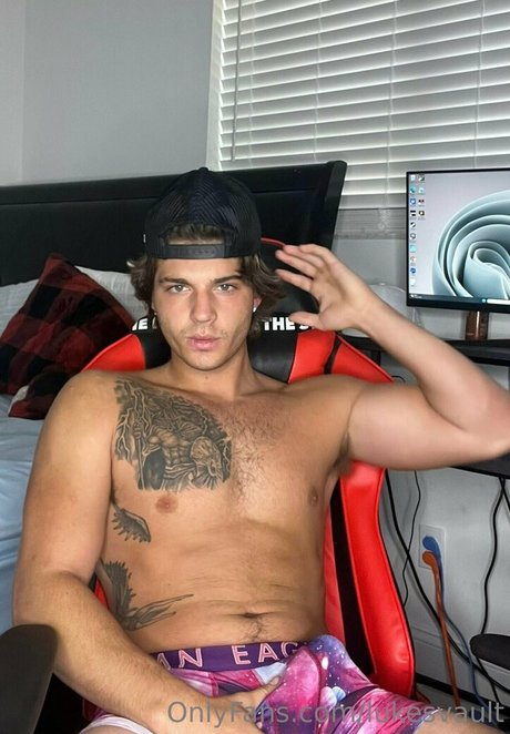 lukesvault model erotic pics