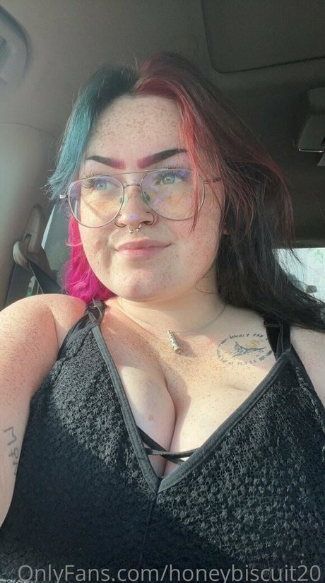 honeybiscuit20 perfect star photo