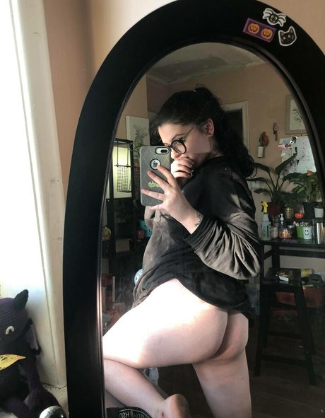 Periodpriestess pornstar erotic images