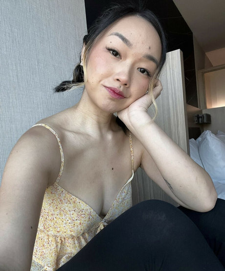 vatinakong pornstar sexy picture