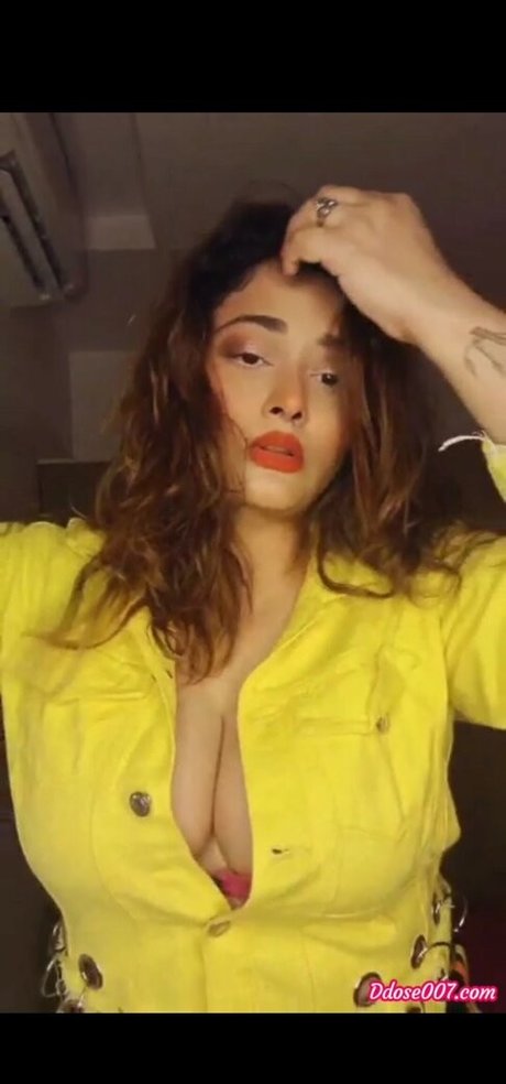 Kiran Rathore hot star images