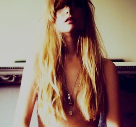 Stevie Wynne Levine star adult pics