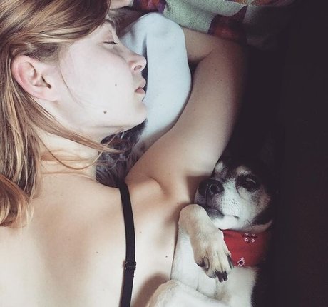 Stevie Wynne Levine model erotic archive