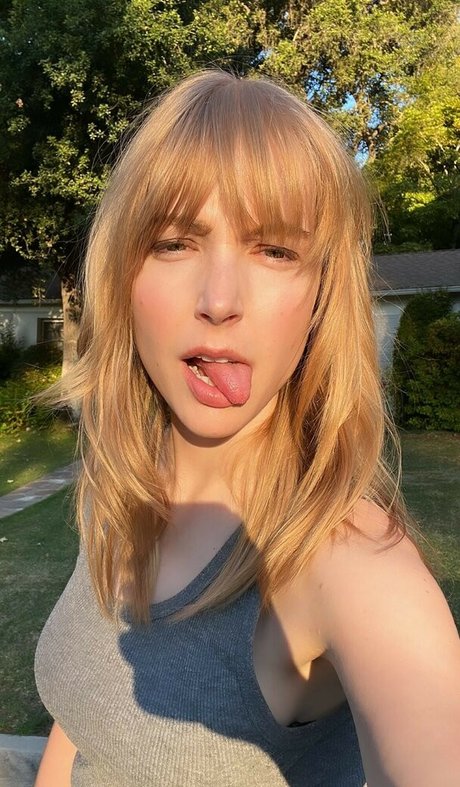 Stevie Wynne Levine adult star photos