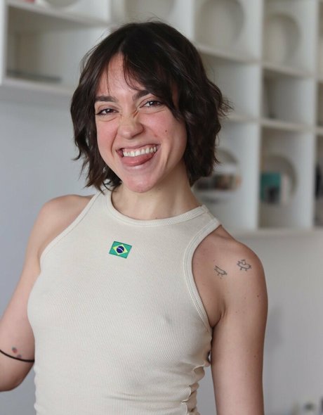 Valentina Bandeira model hd archive