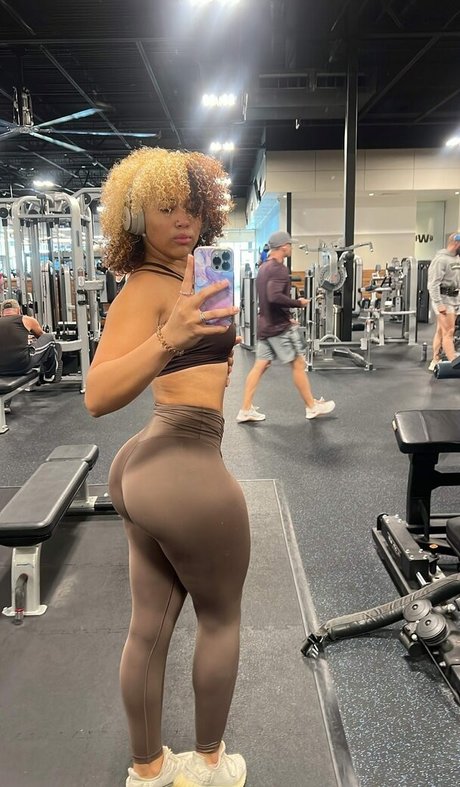 Heaven Collins star hd picture