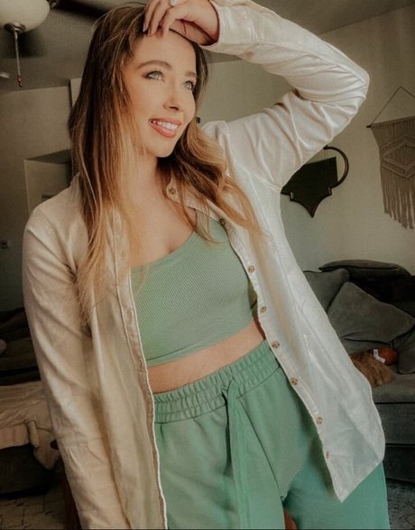 Justseum pornstar art img