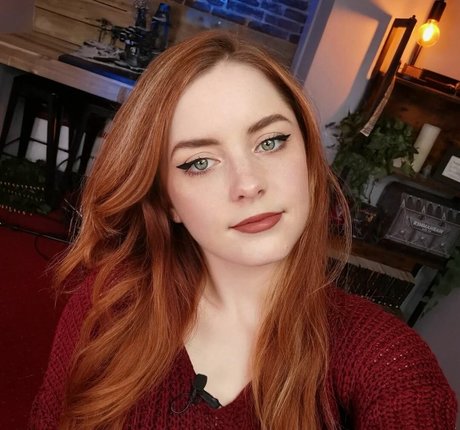 Ciara Elvenblood hot star galleries