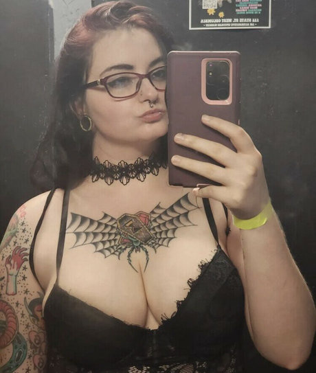 Abhor mistress top model photo