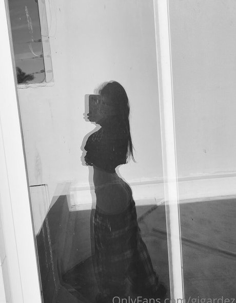 gigardez star nudes photo