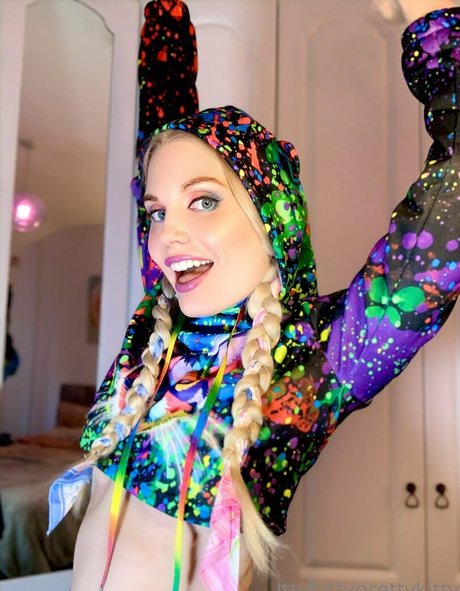 ittybittyprettykittyfree model nice image