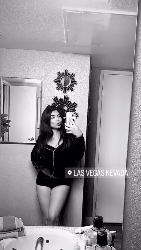 ytnataliaa sexy model photo