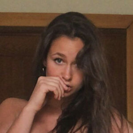 Sita Payette model hot images