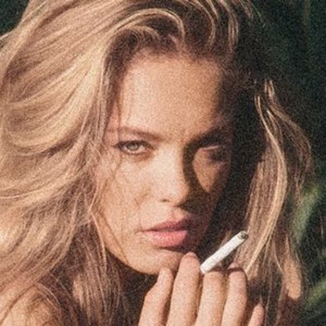 Kristy Garett erotic model pics