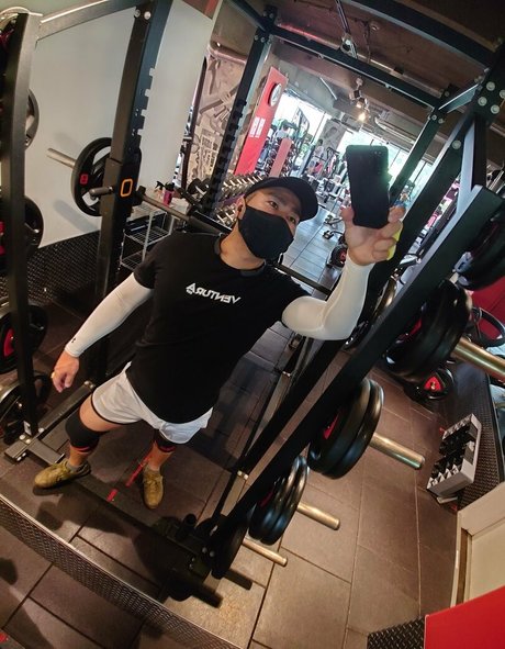 largedogcollar xxx actress gallery