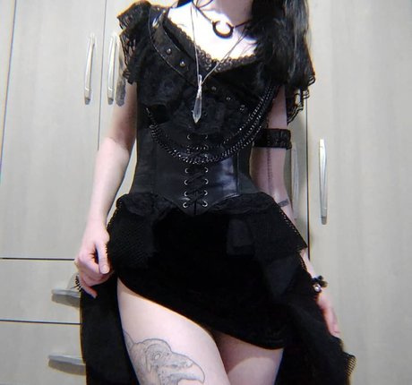 Marina Von Blume xxx pornstar pictures