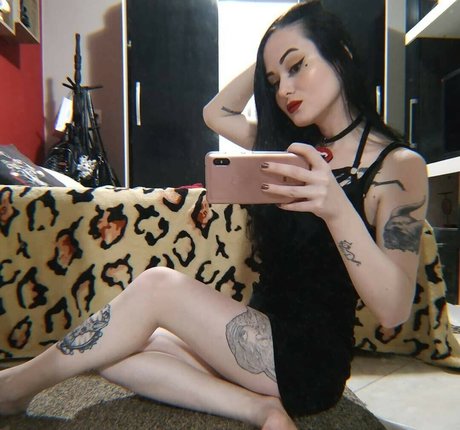 Marina Von Blume adult model pic