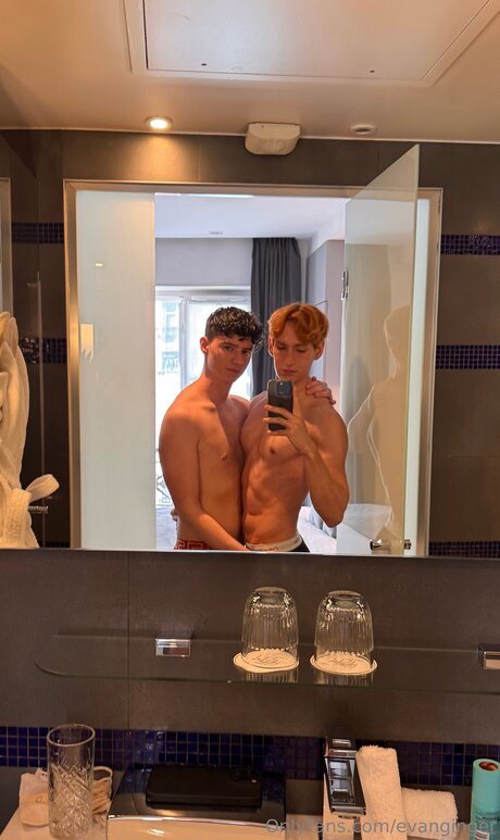 Evanginger erotic pornstar img