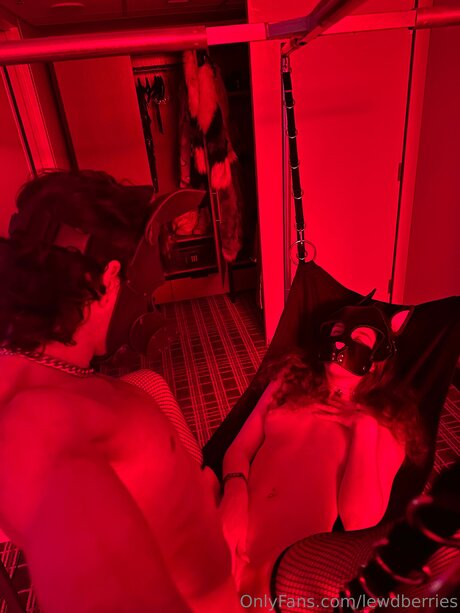 Lewdberries free model images