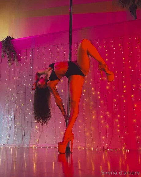 Sirenadamare sexy star pics