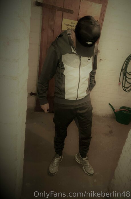 Nikeberlin48 hot star gallery