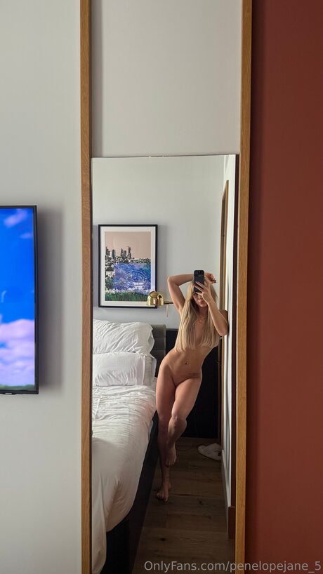 huge ass onlyfans hot naked image