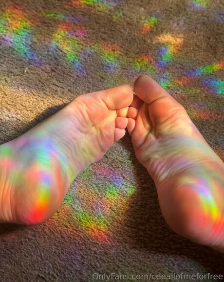 Ceeallofmeforfree free model picture