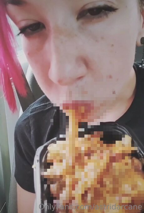 Astridarcane model pornographic photos