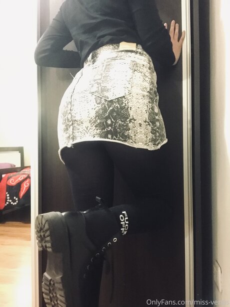 Miss Venus sexy pornstar images