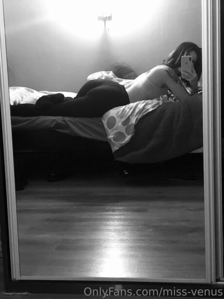 Miss Venus perfect pornstar photo