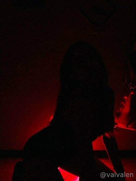 Valvalen top star images