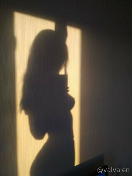 Valvalen model hd gallery