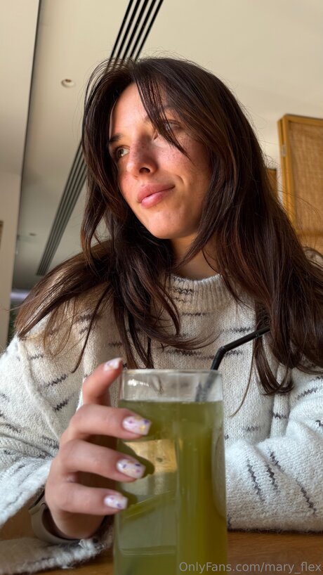 Mary Flex star hd picture