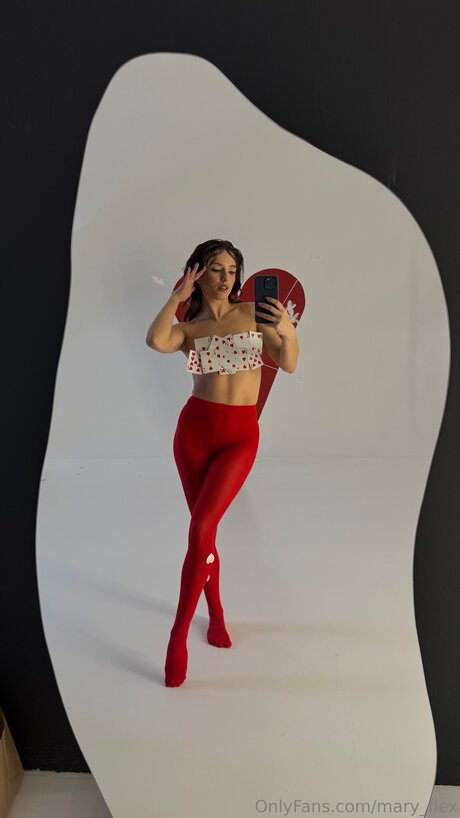 Mary Flex perfect actress pictures