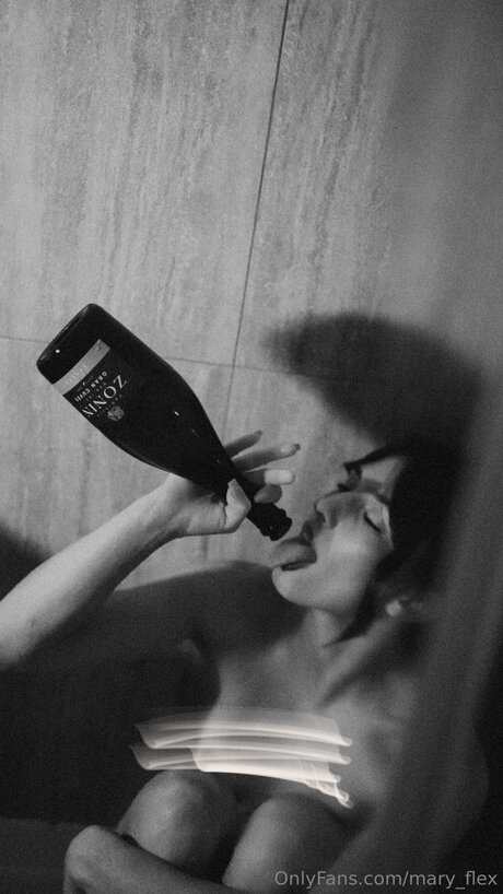 Mary Flex hd model pic