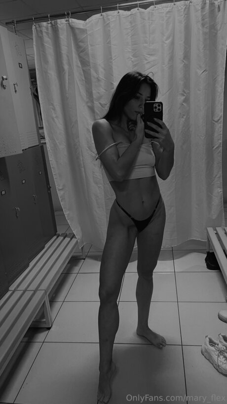 Mary Flex pornstar nudes archive