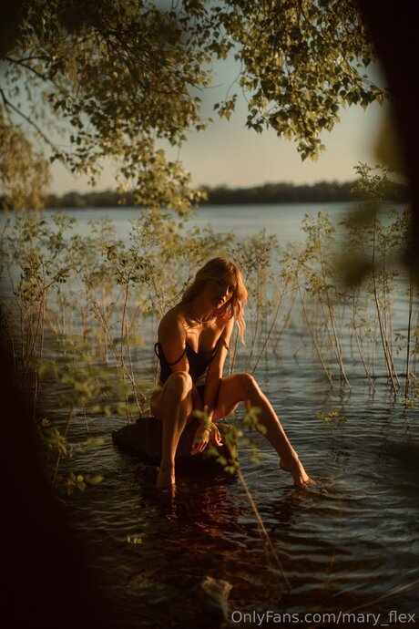 Mary Flex beautiful actress archive